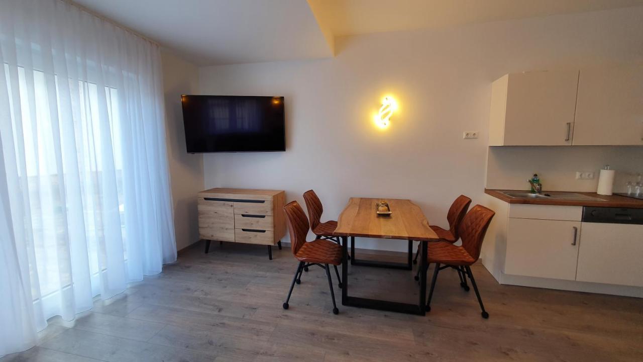 Ferienwohnungen "Godewind", Appartements Mit Balkon Oder Terrasse Зиновиц Екстериор снимка