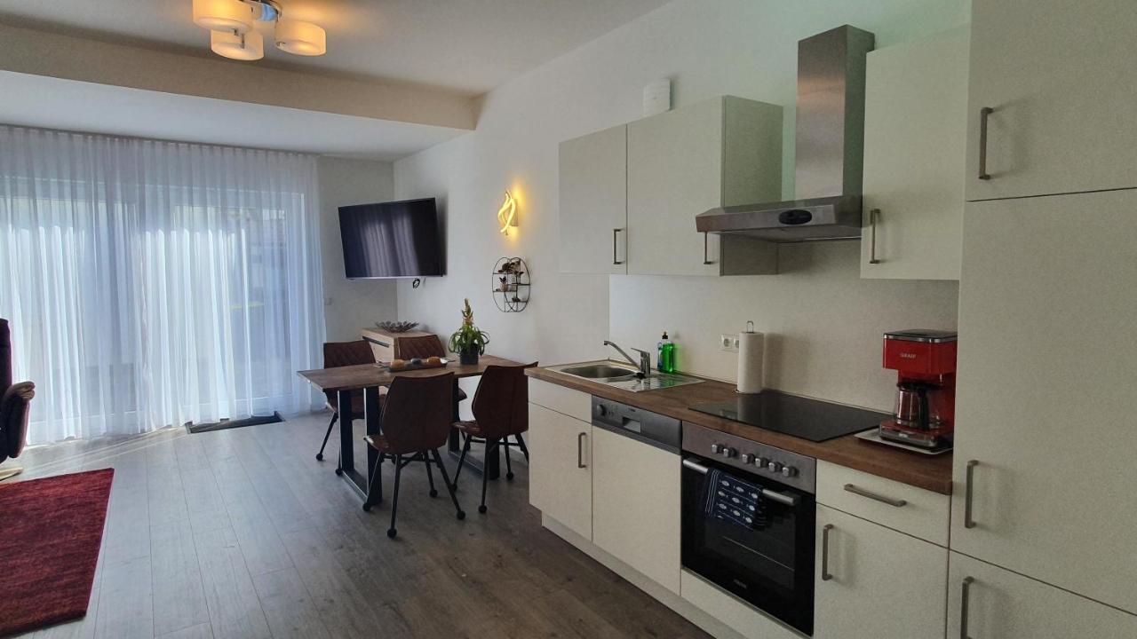 Ferienwohnungen "Godewind", Appartements Mit Balkon Oder Terrasse Зиновиц Екстериор снимка