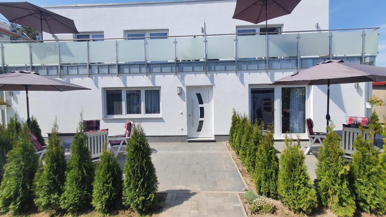 Ferienwohnungen "Godewind", Appartements Mit Balkon Oder Terrasse Зиновиц Екстериор снимка