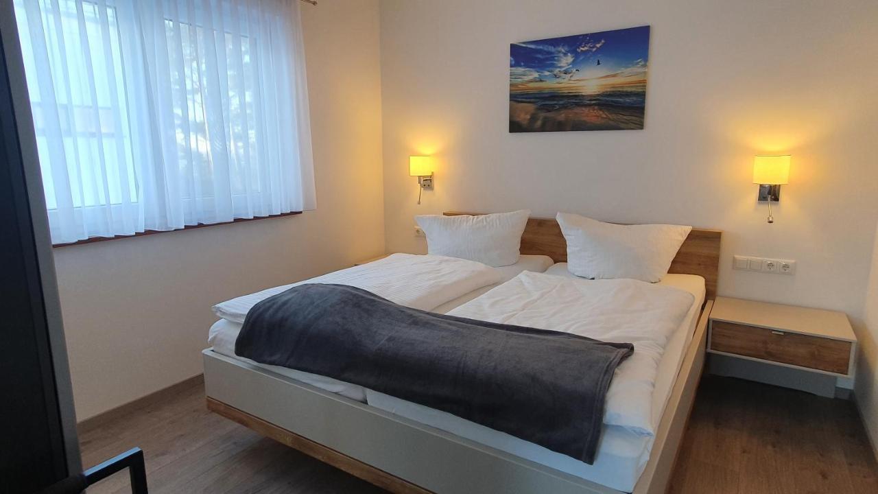 Ferienwohnungen "Godewind", Appartements Mit Balkon Oder Terrasse Зиновиц Екстериор снимка